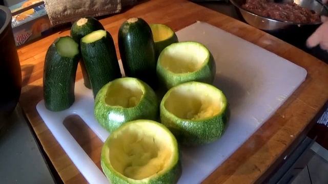 Цуккини фаршированные / рецепт Итальянский смотреть онлайн