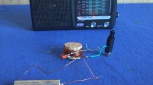 ПЕРЕДАТЧИК с микрофоном из Пьезозажигалки