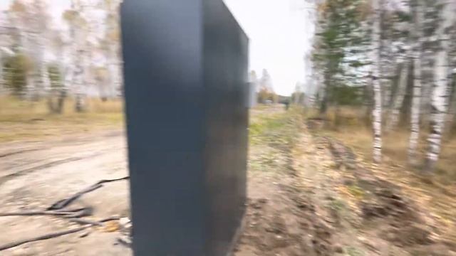 Не каких столбов и проводов, все электричество и оптика проложены под землей. ЖСК ,,НОВЫЙ,,