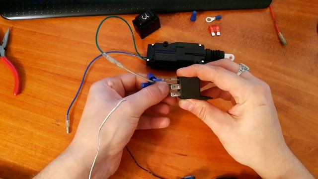 Электро привод замка багажника смотреть онлайн