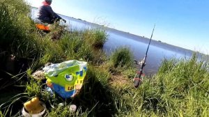 Рыбалка на Донки летом - ПРОБКА, Фидер. Ловля карася на ПЕНОПЛАСТ!