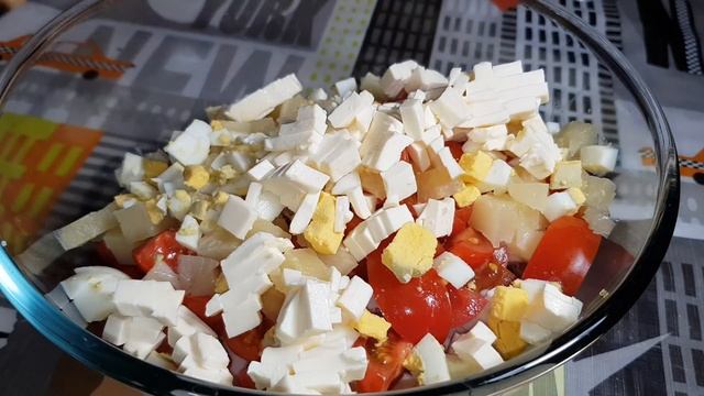 САЛАТ - НОВИНКА, ТАКОГО ВЫ ЕЩЕ НЕ ПРОБОВАЛИ!!! НОВОГОДНИЕ САЛАТЫ смотреть онлайн