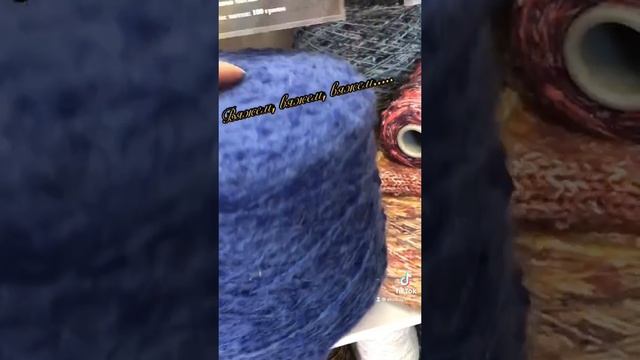 ПРЯЖА БУКЛЕ В БОБИНАХ ИЗ ИТАЛИИ "ВРЕМЯ ВЯЗАТЬ"