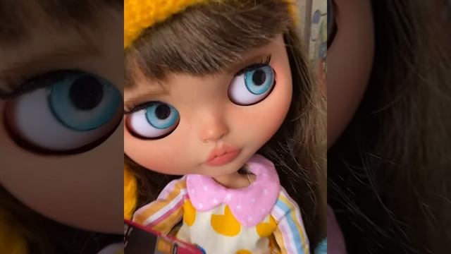 Кукла Блайз Кастом и Уточки Лалафанфан своими руками мини Мультик  #blythe #lalafanfan #shorts