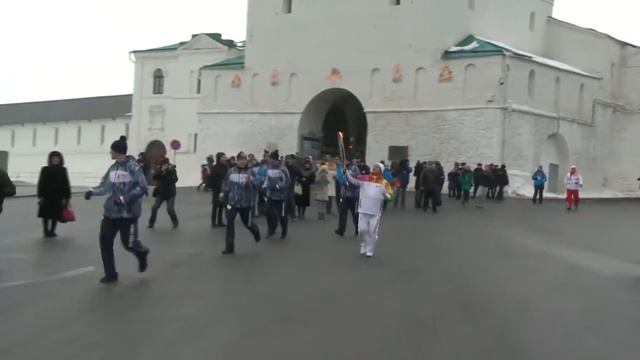 Казань. Эстафета олимпийского огня. 31.12.2013. День 86. смотреть онлайн