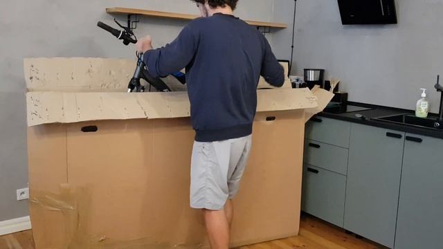 RockRider ST 100 Kadın ve Erkek Bisikleti Kutu açılışı ve İnceleme смотреть онлайн