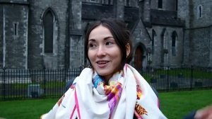 - 2 tickets to Dublin. - Куда блин? - Ту Даблин