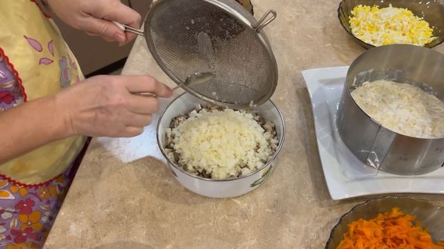 СЛОЕНЫЙ САЛАТ " ШУБА Аристократическая"