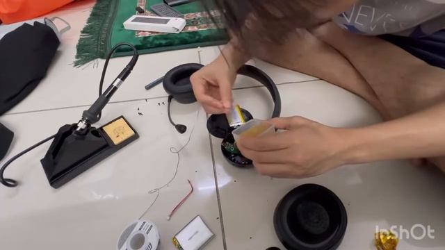 HyperX Cloud Flight S Battery Replacement смотреть онлайн