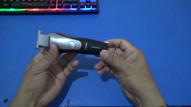 Enchen Hummingbird || Solusi Potong rambut sendiri saat Pandemi смотреть онлайн