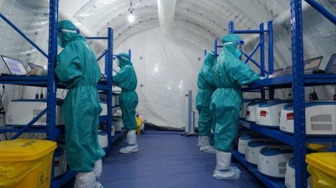 За вспышкой Эболы в Африке в 2022 году могут стоять США