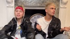 "Карусель"- Иван Стар- Pazzzl