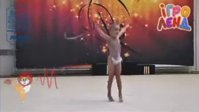 Страх! Перший виступ з обручем на турнірі!!! смотреть онлайн