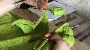 Присоединение рукава при круговом вязании снизу