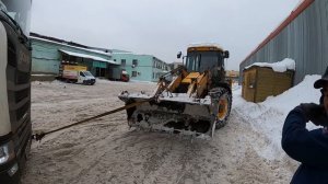 Фуры буксуют, как «коровы на льду», грузимся на Новосибирск.