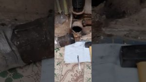 Демонтаж канализационного отвода , быстро  без копоти и пыли . Часть 3.