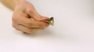 Настоящий манипулятор из картона и шприцов