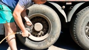 ROSSVIK RT-5880 гайковерт грузовой, ударный пневматический В РАБОТЕ