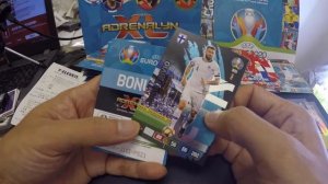 [HD] OPENING 21 ADRENALYN XL UEFA PACKS BOUGHT FROM 7 11