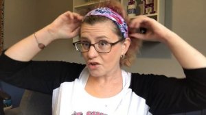 How to Keep Short Hair Out of Your Face | ? Hoo-Rag Review + Tutorial