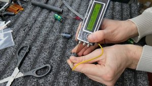 Microlab Solo 2 MK3 гудят простой ремонт.
