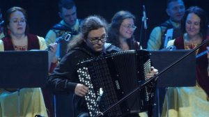 В. Власов "Праздник на Молдаванке". Солист Дмитрий Юсов (баян), дирижёр - Юрий Горобец.