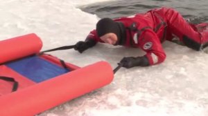 Использование УСЛП-10 от НПП "Ангарные системы" для спасения из ледовой полыньи —отзыв от спасателей