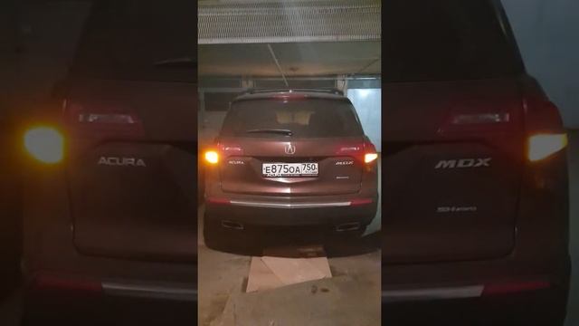 Led лампы Optima WY21W  в задние сигналы поворота Acura MDX II (2011) VS Китайская кукуруза