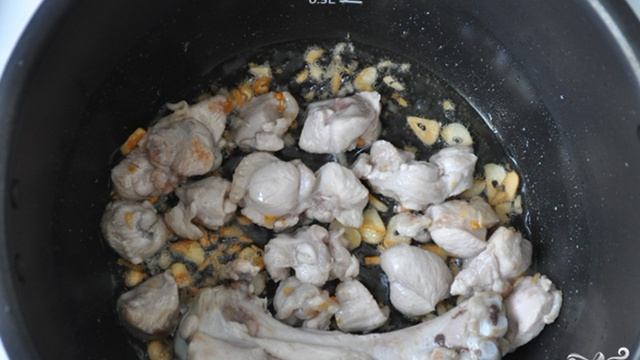 Индейка с кабачками в мультиварке