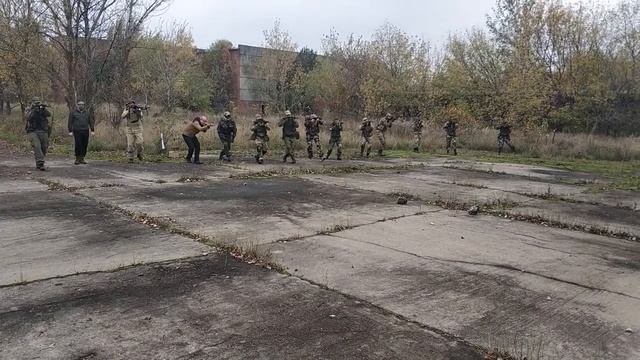Перемещение в "двойках", перемещение в составе подразделения, огневая подготовка.