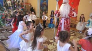 "Новогоднее путешествие" танец-игра в детском саду