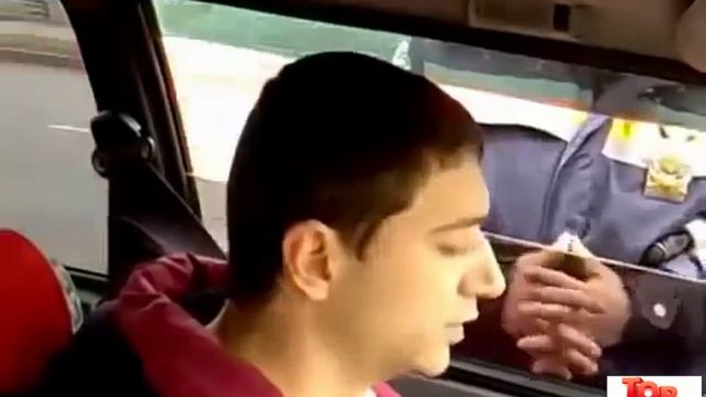 Как грамотно поставить работников ГАИ на свое место смотреть онлайн