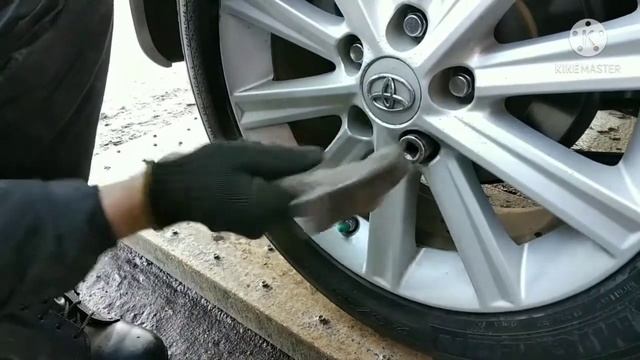 Как открутить секретку если нет насадки для неё