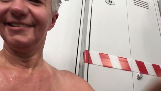 Как себя взбодрить осенью. Ходите в баню. Рассказываем о Павловских банях в Санкт Петербурге. смотреть онлайн