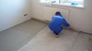 Монтаж наливного пола по маякам мастерами компании Рембригада.ру