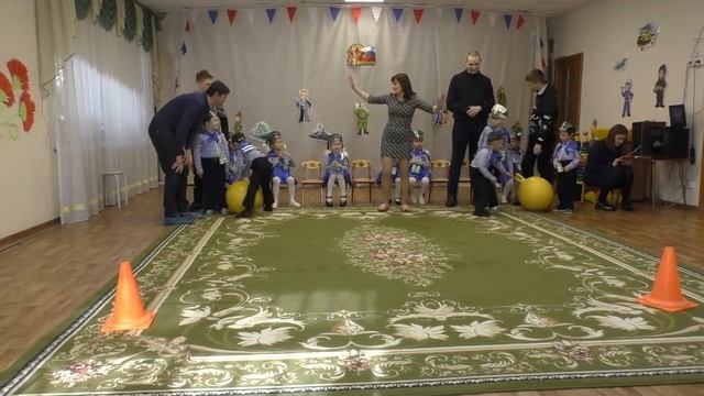 Утренник к празднику 23 февраля группа №2 МАДОУ Березка смотреть онлайн