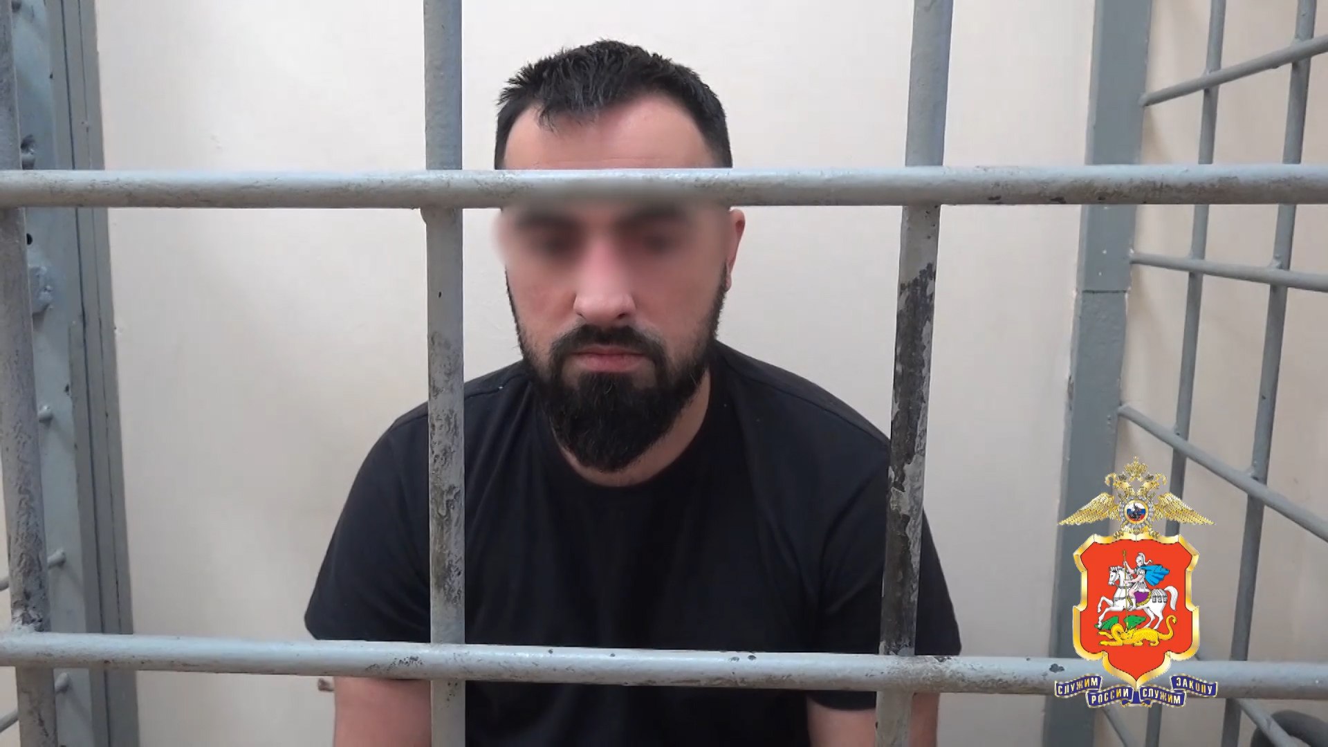 Полицейские задержали курьера телефонных мошенников, пытавшихся обмануть пенсионерку