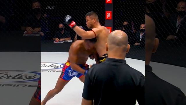 Муай тай. Жесткий апперкот. смотреть онлайн