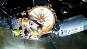 Audi Q5 2009 года неисправность заднего стеклоочистителя