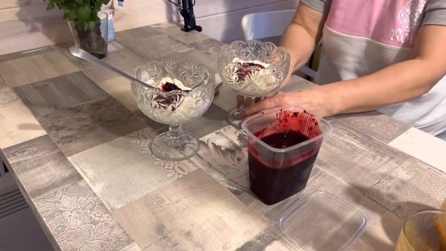 Я в гостях у Елены . Отмечаем нашу встречу