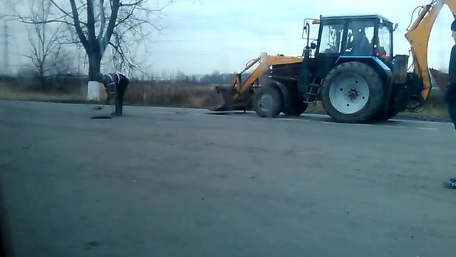 Як ремонтують дорогу міжнародного значення Р-15 в місті Червоноград смотреть онлайн