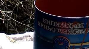 Работа самодельной сенорезки для мульчирования почвы