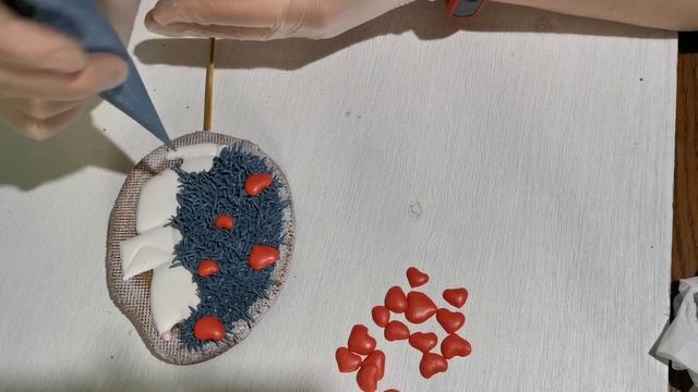 МК роспись пряника ежик с сердцами + сборка композиции