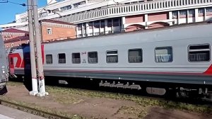 Прибытие ЭП20-018 с фирменным поездом №19/119 Таганрог/Ростов - Москва на Казанский вокзал