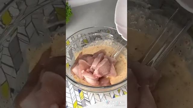 курица в кляре из сметаны, горчицы и соевого соуса
