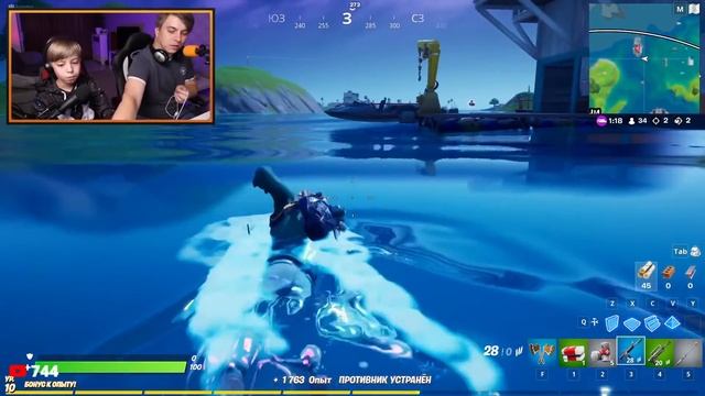 СТРИМ-ЧАС! Играем в ROBLOX и FORTNITE // ДАРИМ РОБУКСЫ // Рыжий Кот Games смотреть онлайн