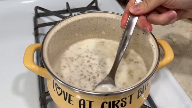 Как варить овсяную кашу?! Овсянка по моему рецепту. Вкусная и наваристая овсяная каша.