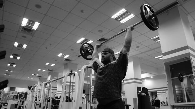 Жим штанги с груди стоя смотреть онлайн