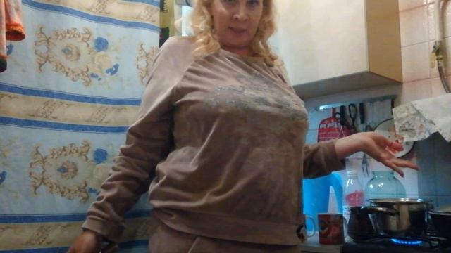 меня все любят и Антон с и инстосамка и Олег! потому что я позитивчик и я всех люблю смотреть онлайн