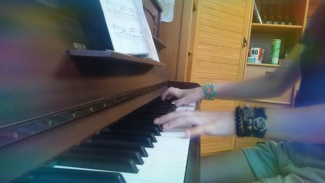 "Младший лейтенант" Ирина Аллегрова смотреть онлайн